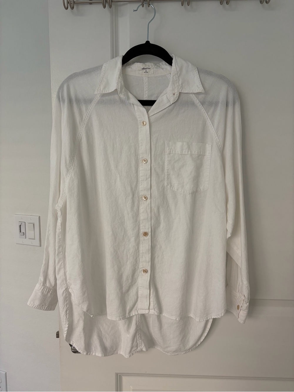 Aritzia Wilfred Free White Linen Blend Button-Down Shirt